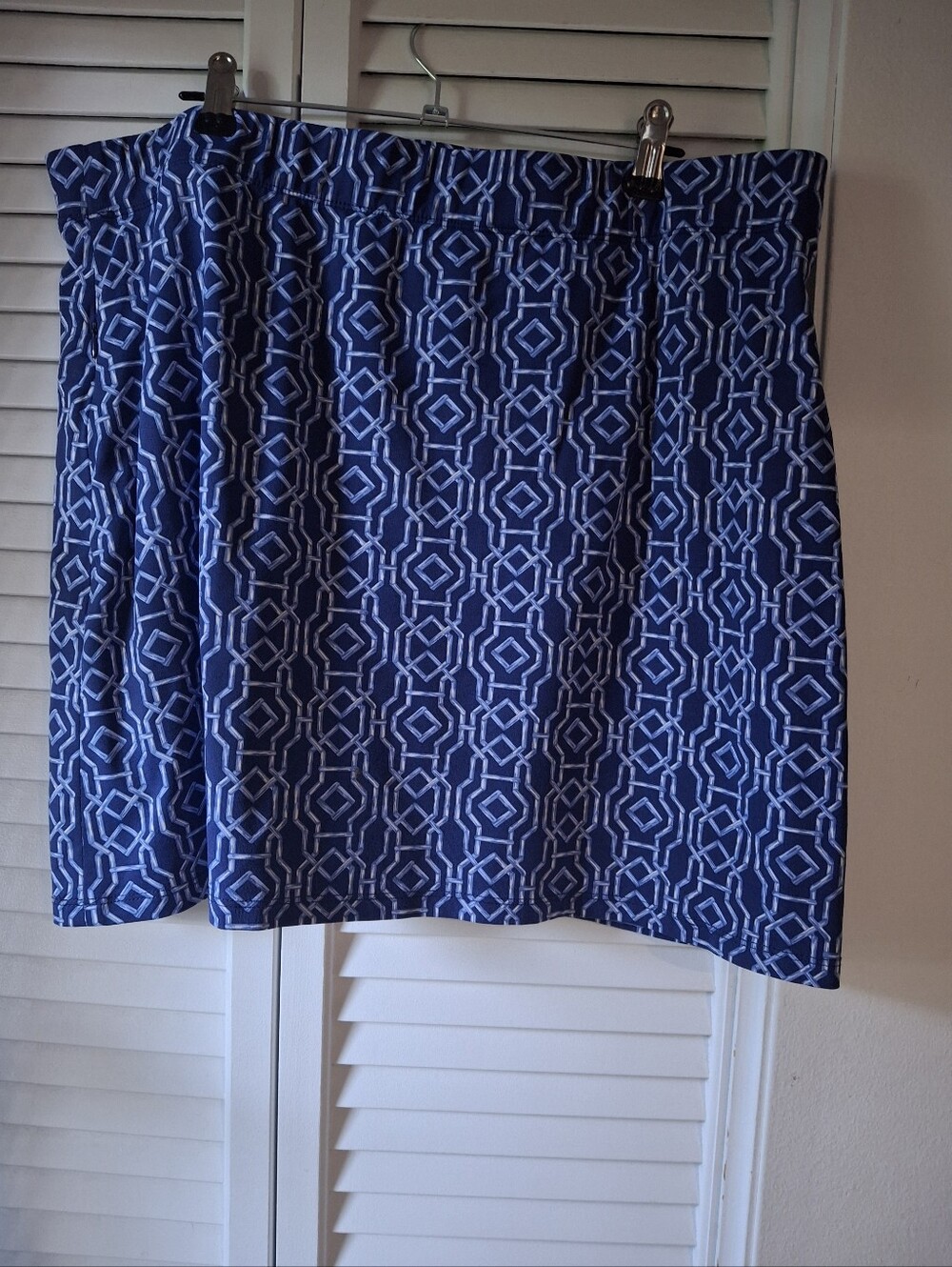 J. McLaughlin Blue Geometric Mini Skirt
